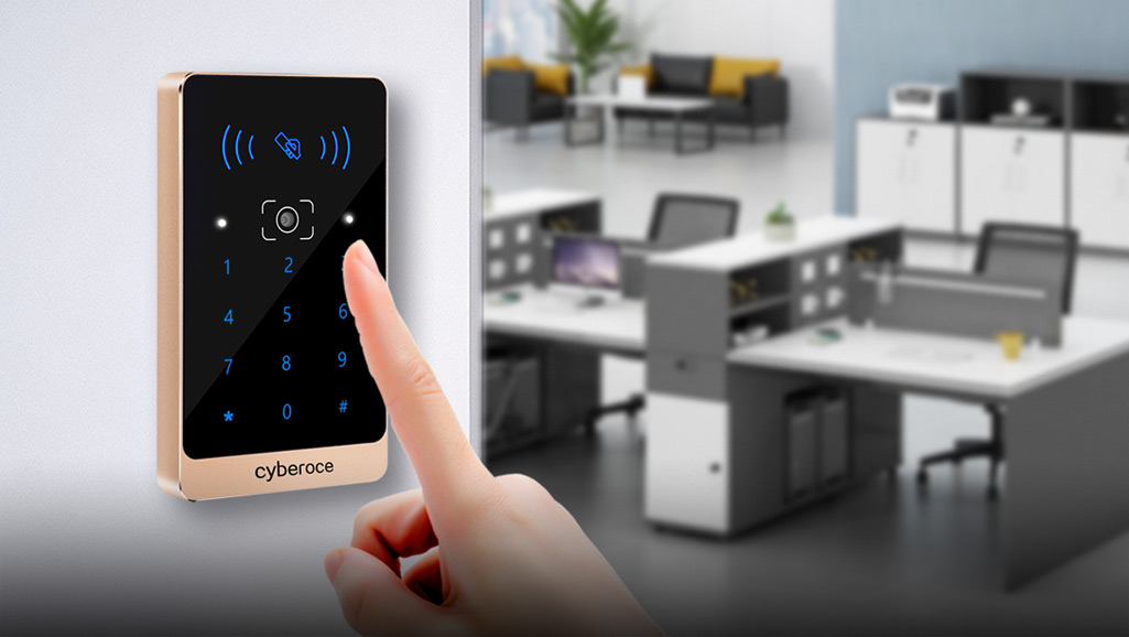Cyberoce C3 QR code access reader with password unlock, showing keypad entry access interaction
